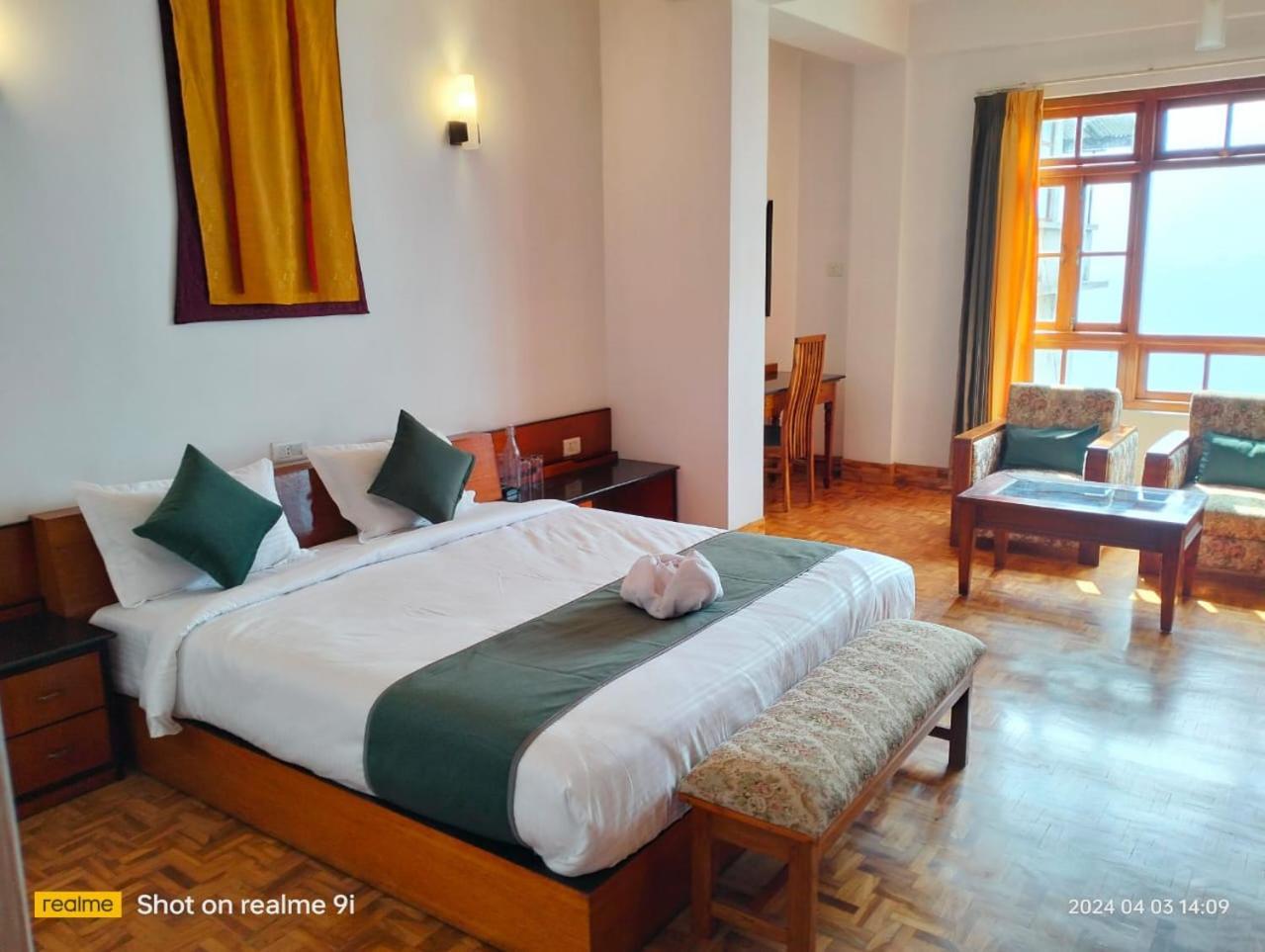 Tashi Palace Hotel Gangtok Bagian luar foto